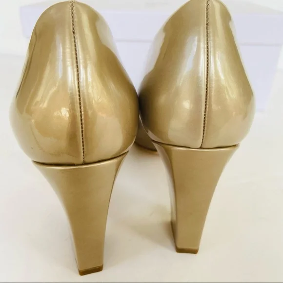 Christian Dior metallic beige buckle heels 37.5 - Picture 9 of 16